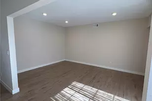 20420 Keswick St, Winnetka, CA 91306 - Photo 9