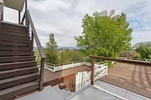 5160 Medina Rd, Woodland Hills, CA 91364 - Photo 39