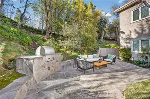 24762 Calvert St, Woodland Hills, CA 91367 - Photo 49