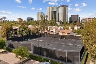 21500 Califa Street #184, Woodland Hills, CA 91367 - Photo 25