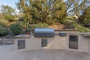 3308 Crosspointe Ct, Simi Valley, CA 93065 - Photo 57