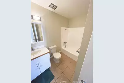 18350 Hatteras #123, Tarzana, CA 91356 - Photo 13