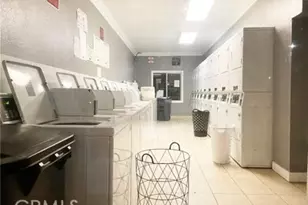 18350 Hatteras, Tarzana, CA 91356 - Photo 23