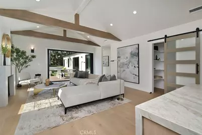 7907 Vicksburg, Los Angeles, CA 90045 - Photo 15