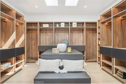 22930 Dolorosa Street, Woodland Hills, CA 91367 - Photo 43