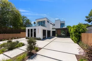 22930 Dolorosa St, Woodland Hills, CA 91367 - Photo 3