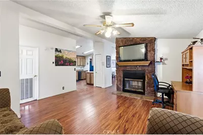 2121 E Avenue I #10, Lancaster, CA 93535 - Photo 9