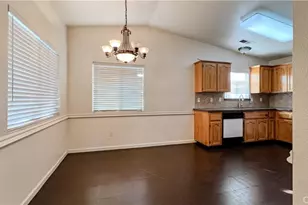 4509 Kaytlain Ave, Bakersfield, CA 93313 - Photo 7