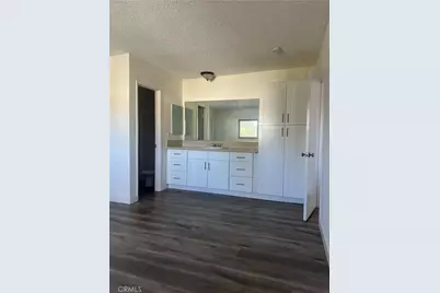 7055 Etiwanda Avenue #208, Reseda, CA 91335 - Photo 9