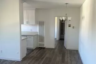 7055 Etiwanda Ave, Reseda, CA 91335 - Photo 5