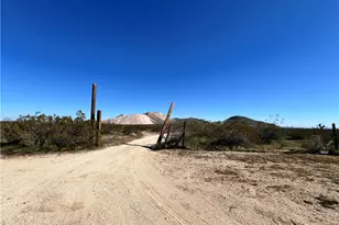 10376 55th St, Mojave, CA 93501 - Photo 1