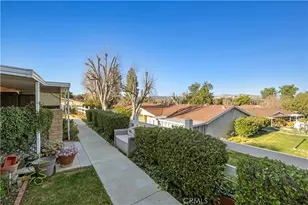 19160 Ave Of The Oaks, Newhall, CA 91321 - Photo 25