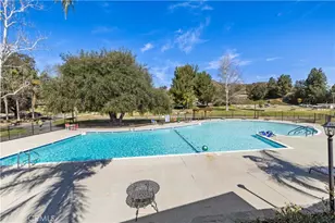 19160 Ave Of The Oaks, Newhall, CA 91321 - Photo 35