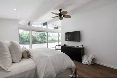 3960 Ellenita, Tarzana, CA 91356 - Photo 7