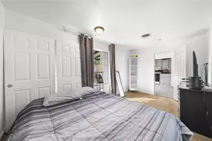 9757 White Oak, Northridge, CA 91325 - Photo 41