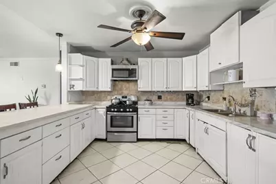 9757 White Oak, Northridge, CA 91325 - Photo 19