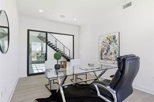 22849 W Seaqua Circle, Chatsworth, CA 91311 - Photo 23