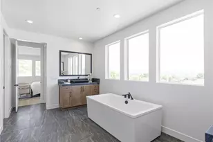 22849 W Seaqua Circle, Chatsworth, CA 91311 - Photo 33