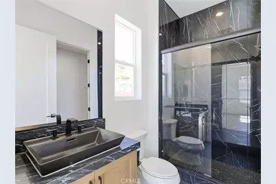 22849 W Seaqua Circle, Chatsworth, CA 91311 - Photo 27