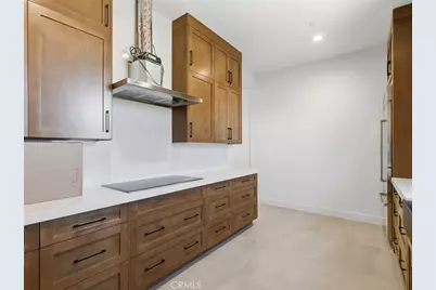 22849 W Seaqua Circle, Chatsworth, CA 91311 - Photo 15