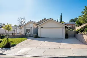 22948 Magnolia Glen, Valencia, CA 91354 - Photo 5