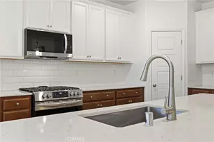 6516 Walkers Glen, Bakersfield, CA 93313 - Photo 11