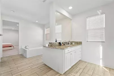 27606 Skylark Lane, Saugus, CA 91350 - Photo 21