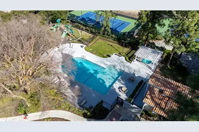 24224 Creekside Drive, Newhall, CA 91321 - Photo 61