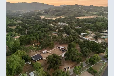 26933 Sand Canyon Road, Canyon Country, CA 91387 - Photo 3