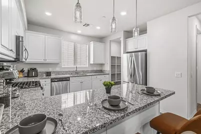 7214 N Chestnut, Van Nuys, CA 91405 - Photo 13