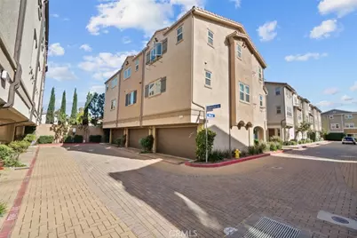 7214 N Chestnut, Van Nuys, CA 91405 - Photo 33