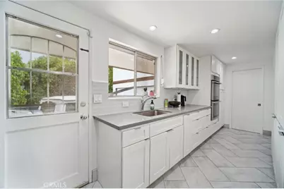 12218 Sarazen Place, Granada Hills, CA 91344 - Photo 19