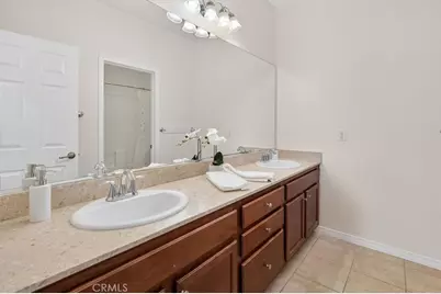28540 Pietro Drive, Valencia, CA 91354 - Photo 25