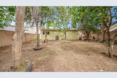 20010 Eccles Street, Winnetka, CA 91306 - Photo 21