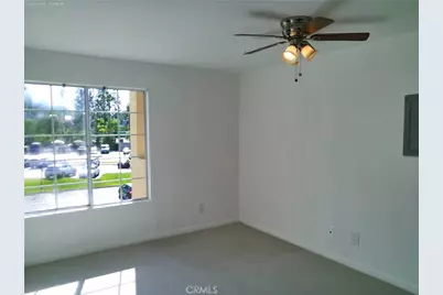 21500 Burbank #222, Woodland Hills, CA 91367 - Photo 31