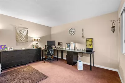 6490 Twin Circle, Simi Valley, CA 93063 - Photo 21