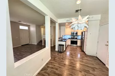 25554 Schubert, Stevenson Ranch, CA 91381 - Photo 5