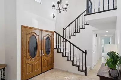 27641 Sutters Pointe, Saugus, CA 91350 - Photo 13