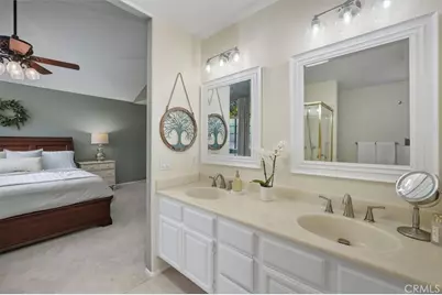 27641 Sutters Pointe, Saugus, CA 91350 - Photo 37