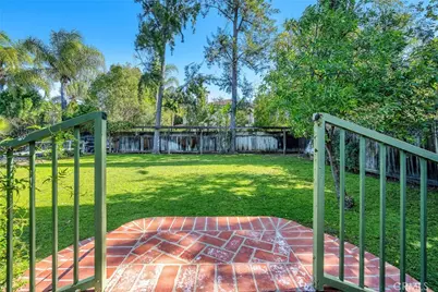 18419 Linnet, Tarzana, CA 91356 - Photo 49