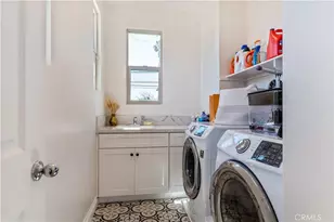 17065 Cantlay, Lake Balboa, CA 91406 - Photo 35