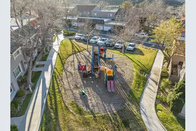 26914 Via Terraza, Saugus, CA 91350 - Photo 5