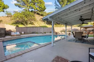 27466 Annette Jo, Saugus, CA 91350 - Photo 29