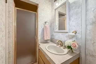 15550 Otsego St, Encino, CA 91436 - Photo 35