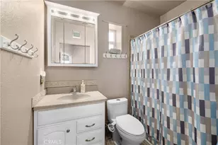 2051 W Ave L8, Lancaster, CA 93536 - Photo 47