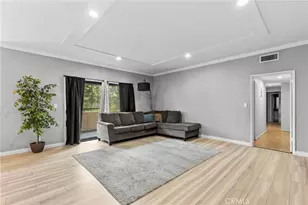 17500 Sherman Way, Van Nuys, CA 91406 - Photo 7