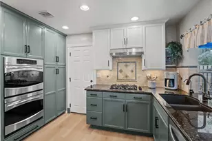 28331 Royal Rd, Castaic, CA 91384 - Photo 9