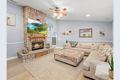 28331 Royal Road, Castaic, CA 91384 - Photo 17