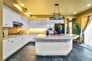 15717 Alia Ct, Canyon Country, CA 91387 - Photo 13