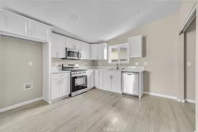 1041 W Avenue H2, Lancaster, CA 93534 - Photo 7